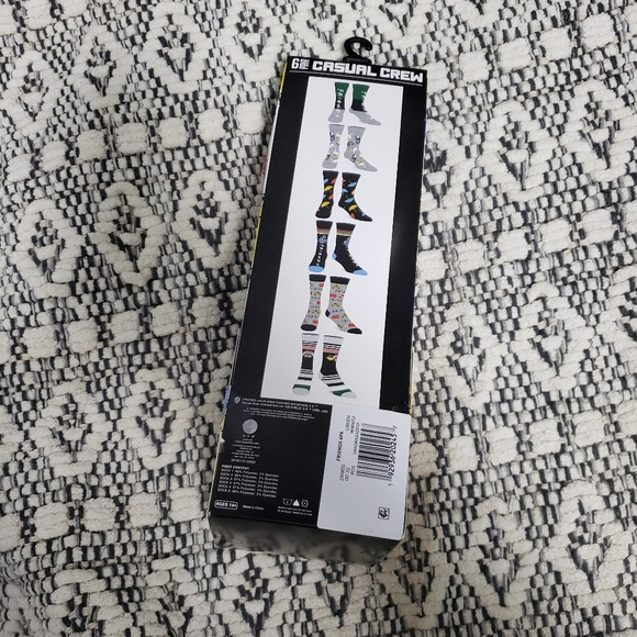 FRIENDS 6 Pack Casual Crew Socks - Picture 4 of 6